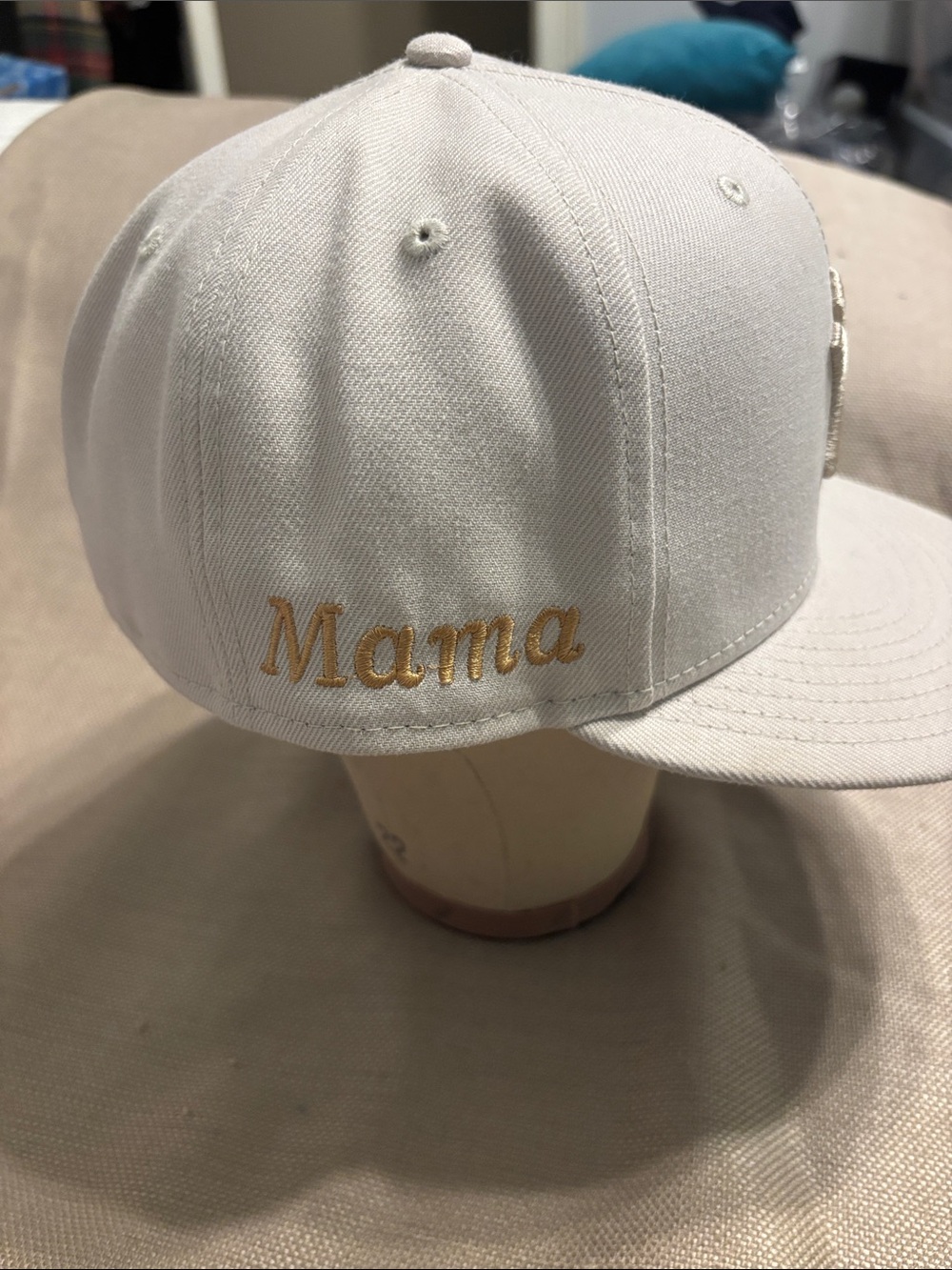 New Era 59Fifty NY Yankee Mama Embroidered Hat - Picture 2 of 8